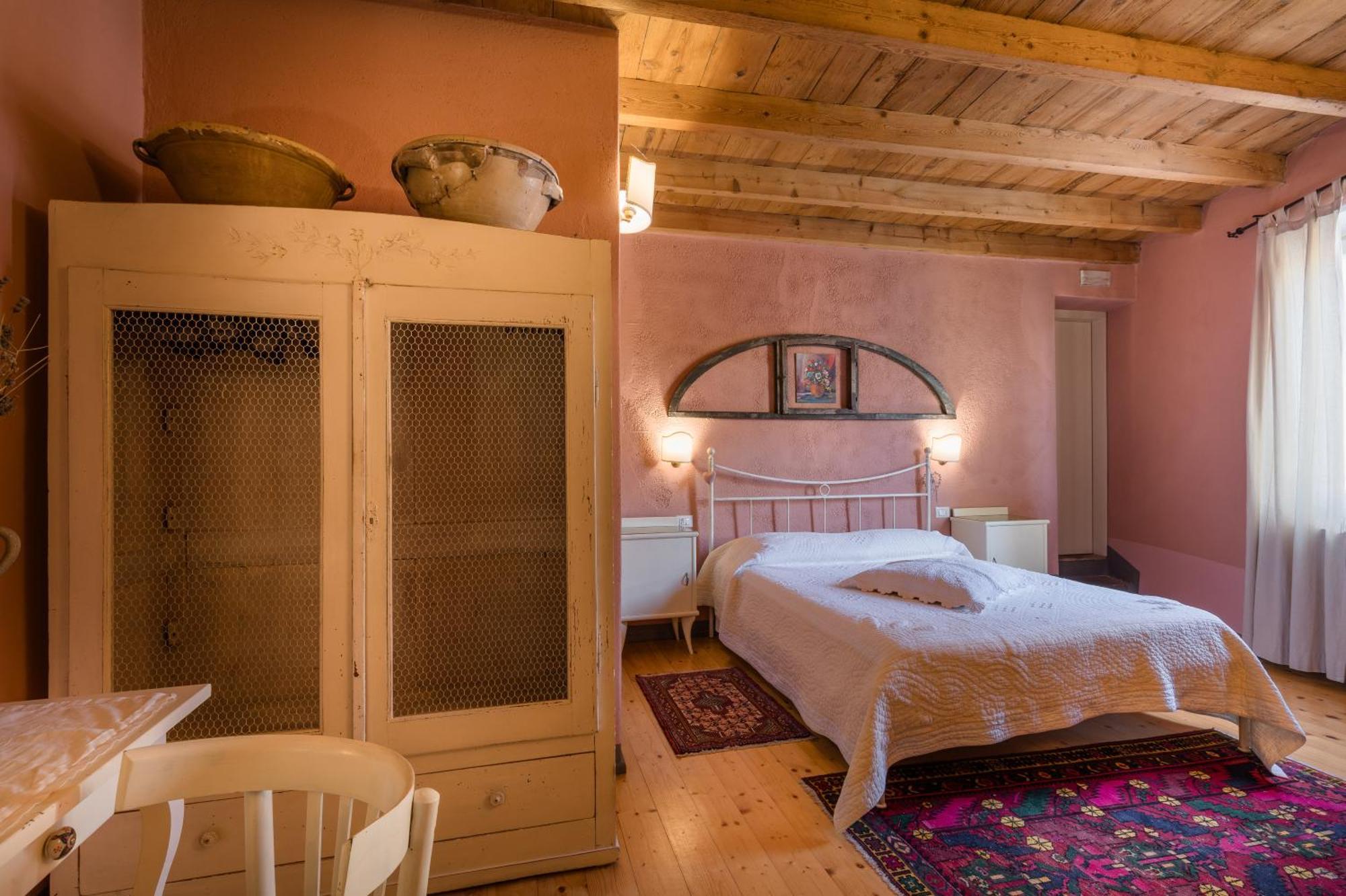 B&B Corte Del Mincio Монцамбано Экстерьер фото